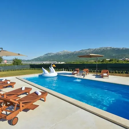House With A Swimming Pool Dugopolje, Zagora - 19033 Holiday home *